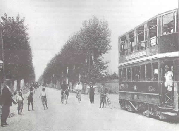 Viale Monza. Tram elettrico per Monza_html_9ef3483